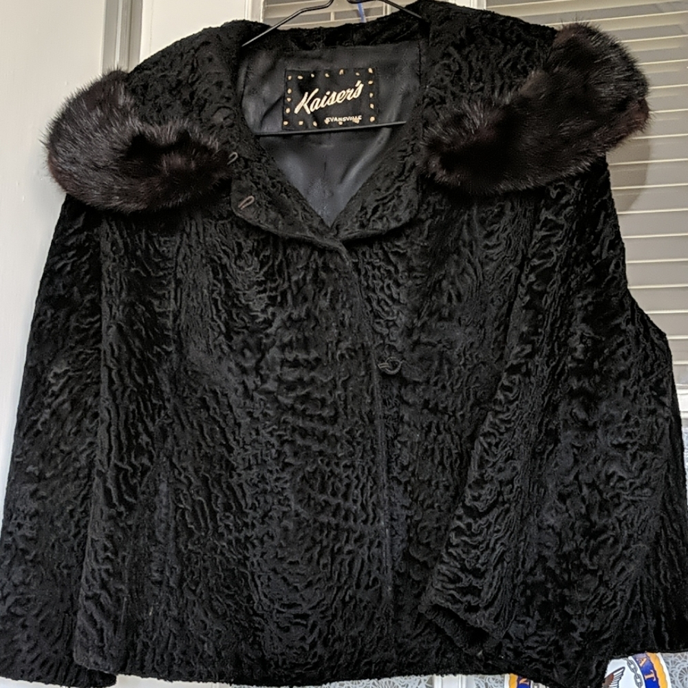 1940 style vintage black crushed velvet coat